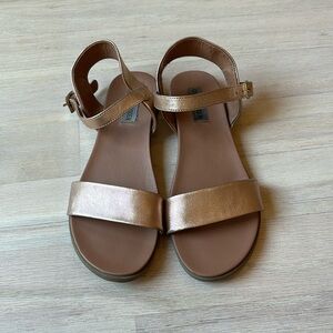 Steve Madden sandals rose gold size 7.5